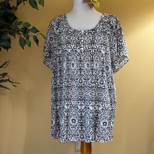 Kim Rogers Black and White Patterned Blouse